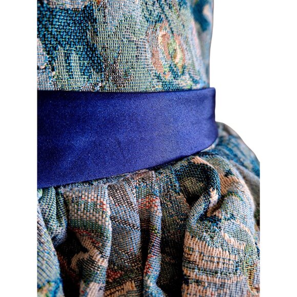 Vtg Girls Floral Tapestry Dress With Sheer Bodice & Navy Satin Puff Sleeves - Picture 6 of 15